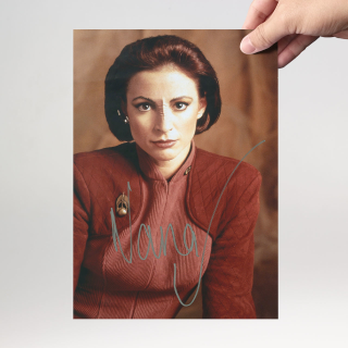 Nana Visitor 5 - Star Trek Deep Space Nine Kira Nerys - Originalautogramm mit Echtheitszertifikat