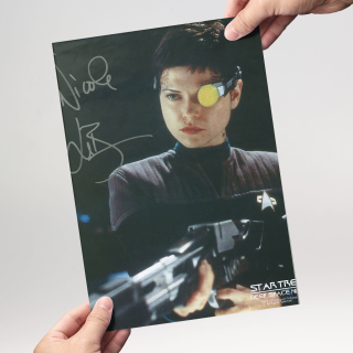 Nicole de Boer 9 - Star Trek Deep Space Nine Ezri Dax - Originalautogramm mit Echtheitszertifikat