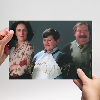 Harry Melling 3 - Dudley Dursley aus Harry Potter - Originalautogramm mit Echtheitszertifikat