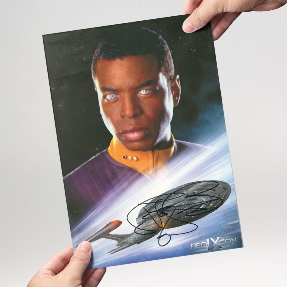 Shops STAR TREK Next Generation GEORDI LA FORGE LEVAR BURTON AUTOGRAPH (rack box)